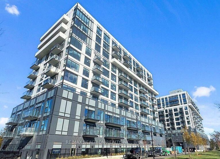 Property Photo:  7439 Kingston Road 1007  ON M1B 5S3 
