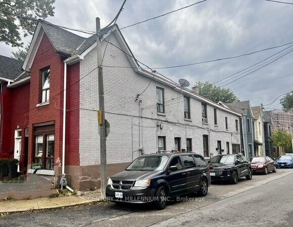 Property Photo: 38 Miller Street ON M6N 2Z7