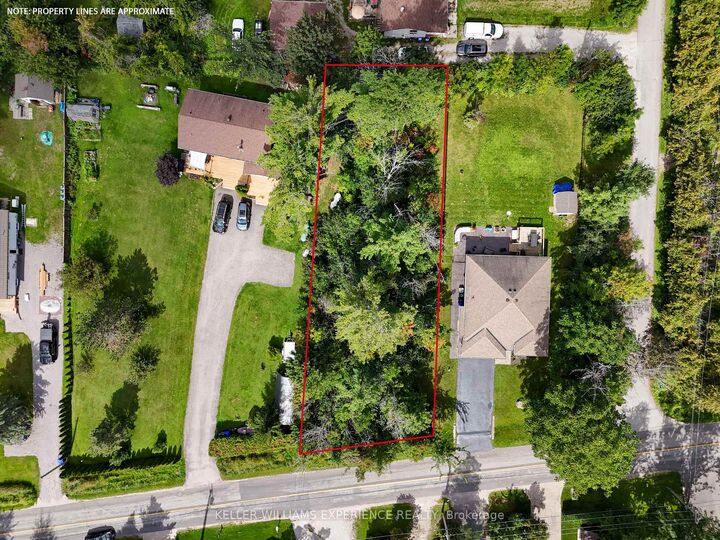 Property Photo:  108 Lakeshore Road E  ON L0L 2E0 