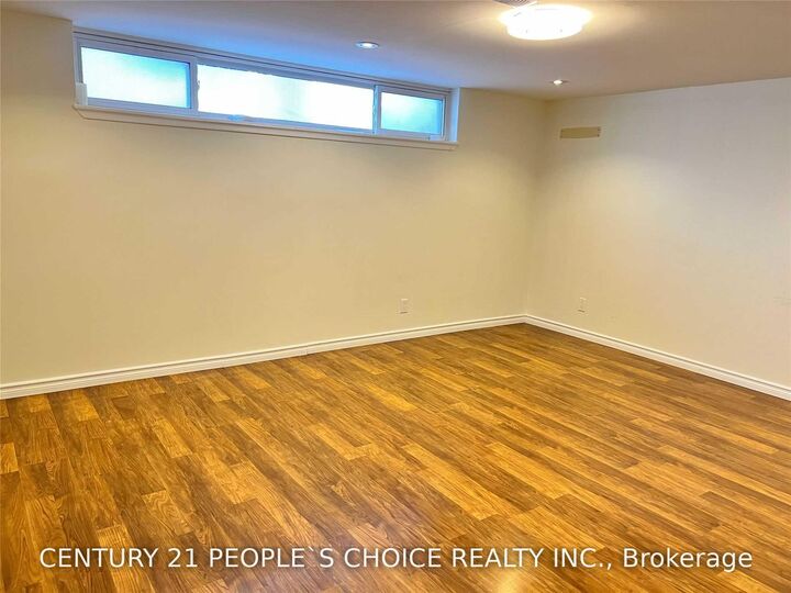 Property Photo:  10 Golfhaven Drive Lwr Lvl  ON M1G 2C9 