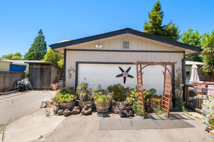 Property Photo:  1170 1166 La Homa Drive  CA 94558 