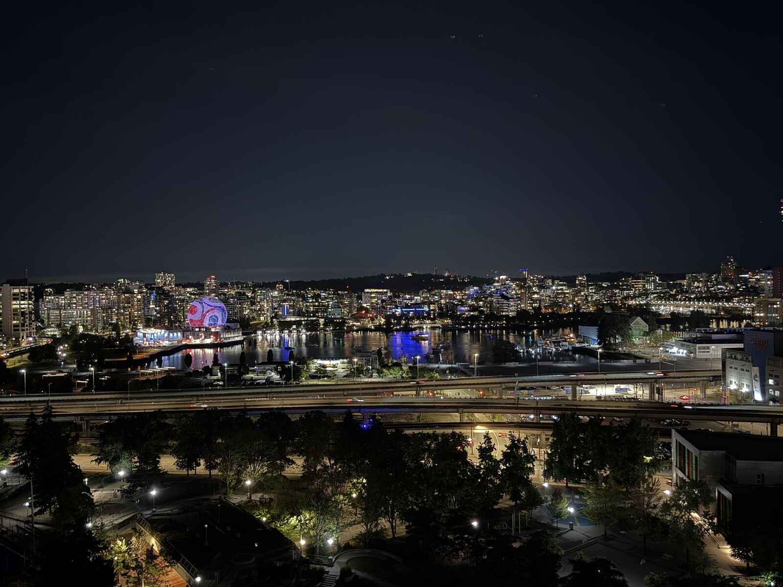 Property Photo:  550 Taylor Street 2208  BC V6B 1R1 