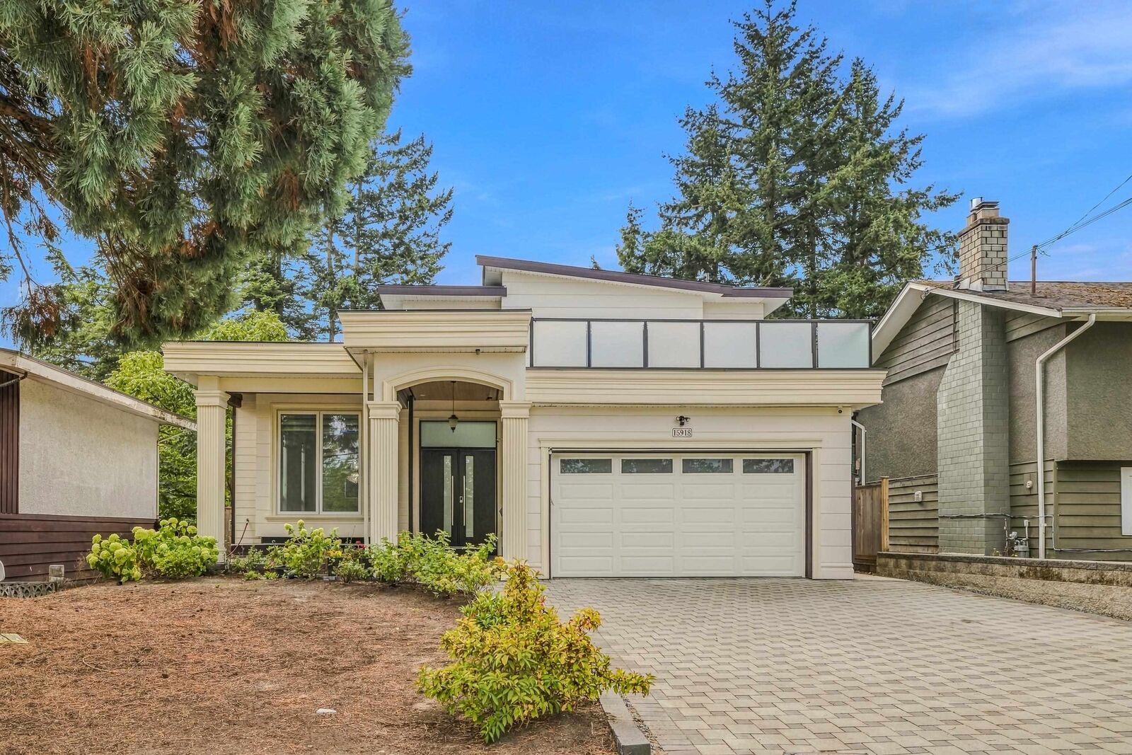 Property Photo: 15918 Roper Avenue BC V4B 2H4