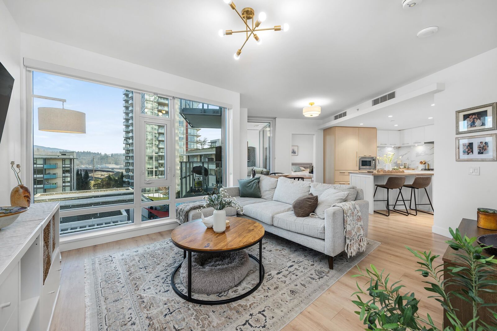 Property Photo:  1500 Fern Street 603  BC V7J 0E6 