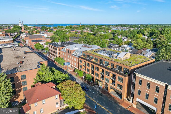 Property Photo:  141 West Street 308  MD 21401 