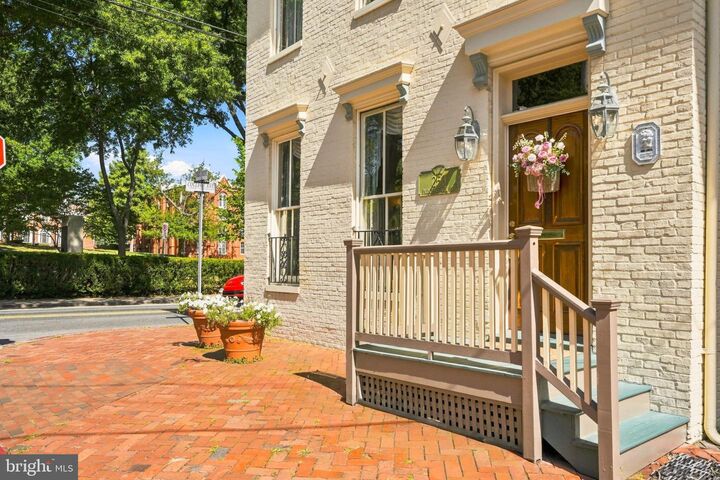Property Photo: 250 Prince George Street MD 21401