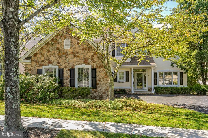 Property Photo:  6 Ironwood Road  NJ 08558 