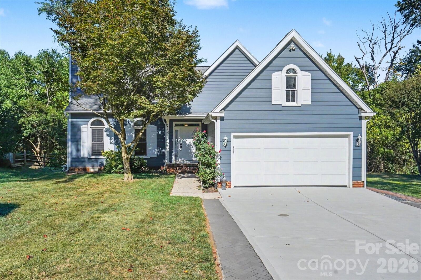 Property Photo:  8710 Twin Trail Drive  NC 28078 