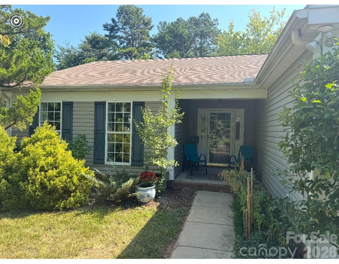 Property Photo:  5204 Ashie Avenue  NC 28104 