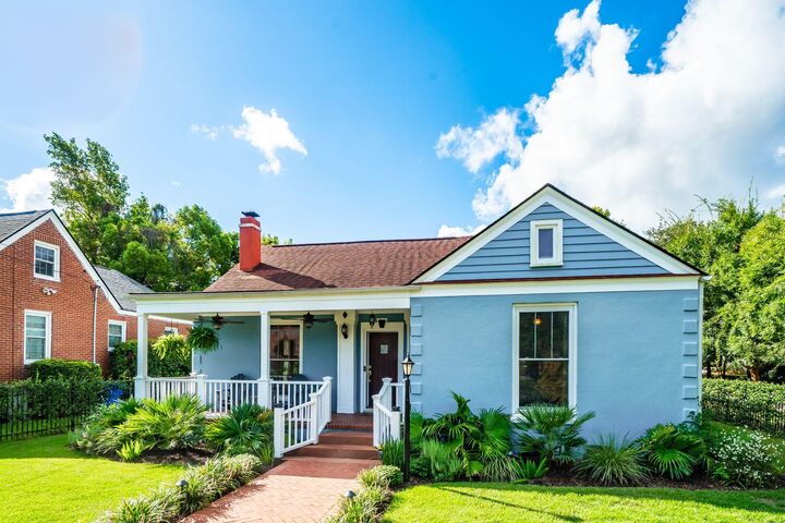 Property Photo:  81 Gordon Street  SC 29403 