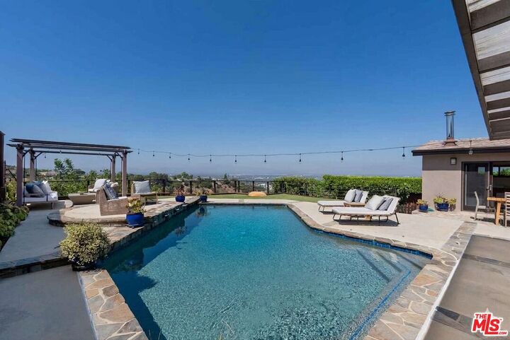 Property Photo:  3711 Beverly Ridge Dr  CA 91423 