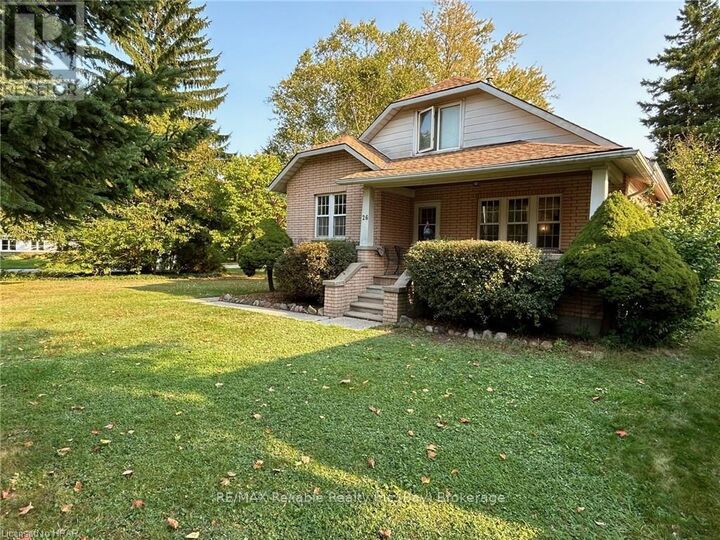 Property Photo:  26 Main Street South  ON N0M 1G0 