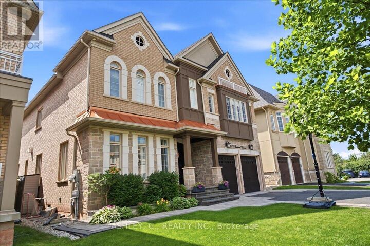 Property Photo:  2177 Vineland Crescent  ON L6H 0J6 