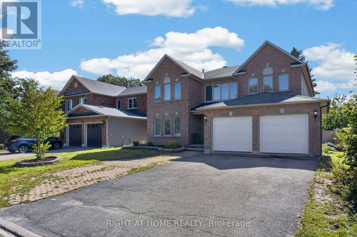 Property Photo:  12 Baslaw Drive  ON K1G 5J8 