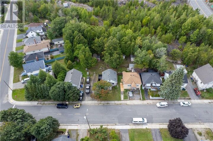 Property Photo:  87 Simcoe Street  ON P3C 3L1 