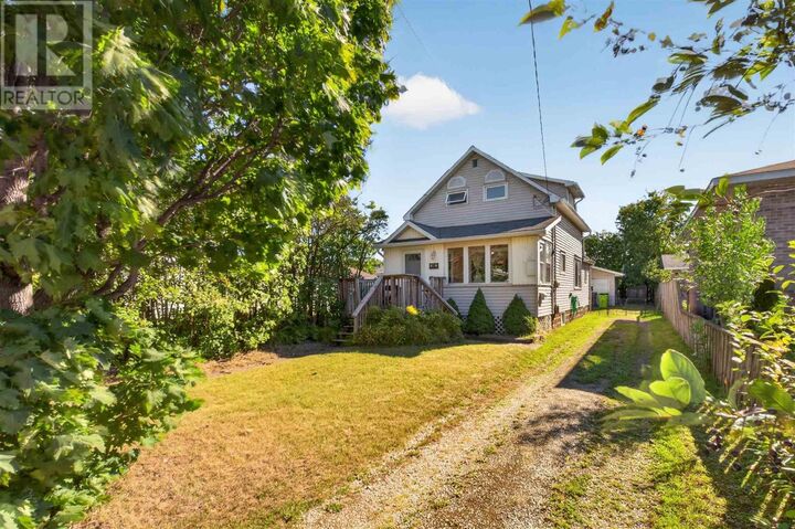 Property Photo:  566 Northland Rd  ON P6C 3P2 