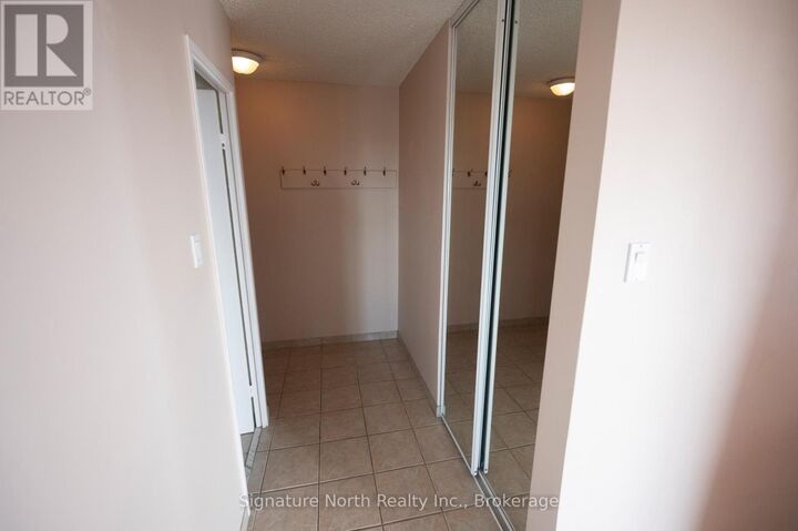 Property Photo:  405 Waverley Street 1304  ON P7B 1B8 