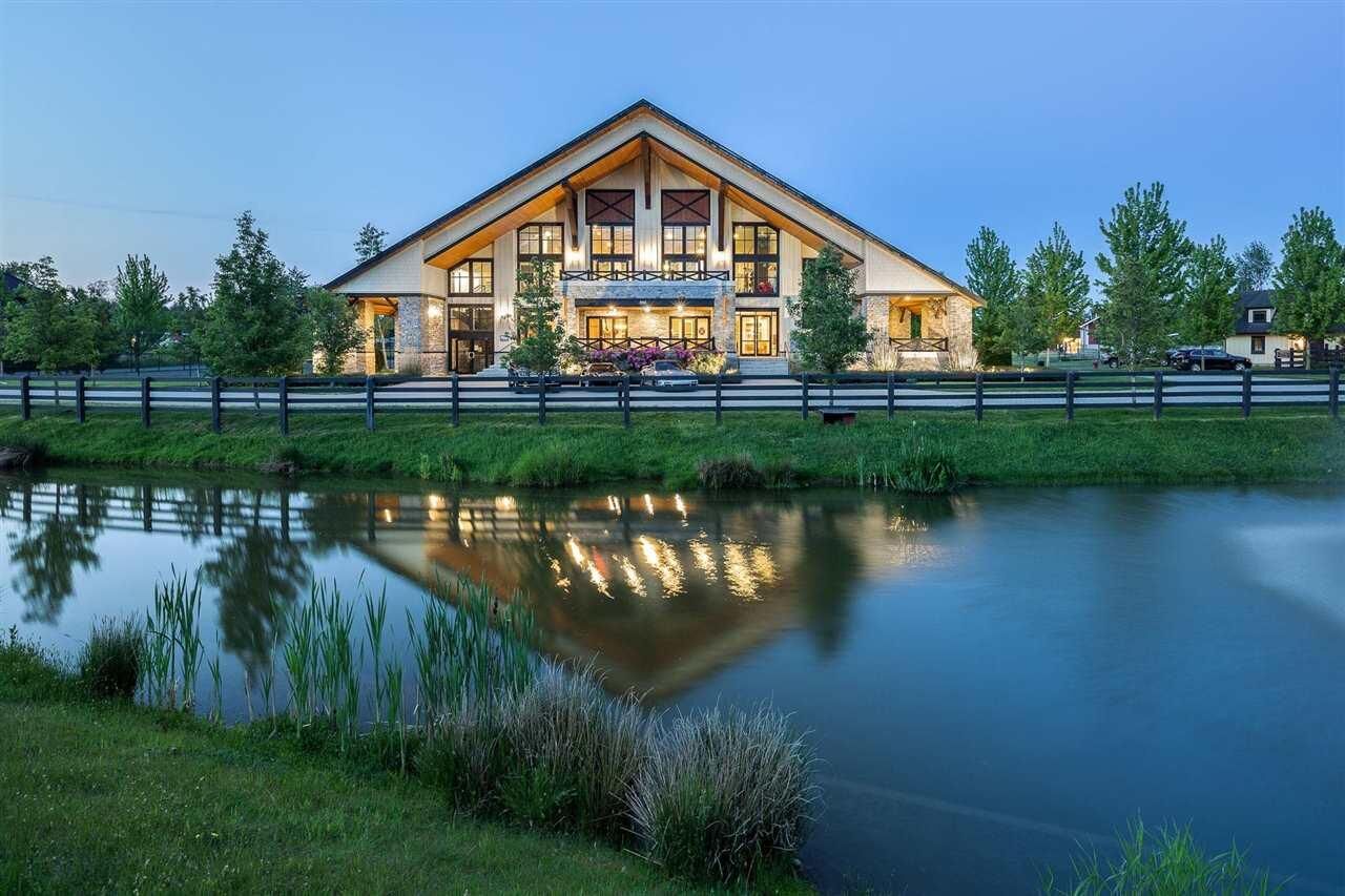 Property Photo:  658 200 Street  BC V2Z 1V9 