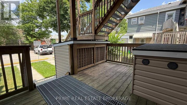 Property Photo: 290 Central Avenue 2 ON N6B 2C8