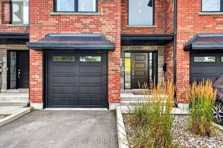 Property Photo:  2-C McConnell Avenue  ON K6H 4K9 