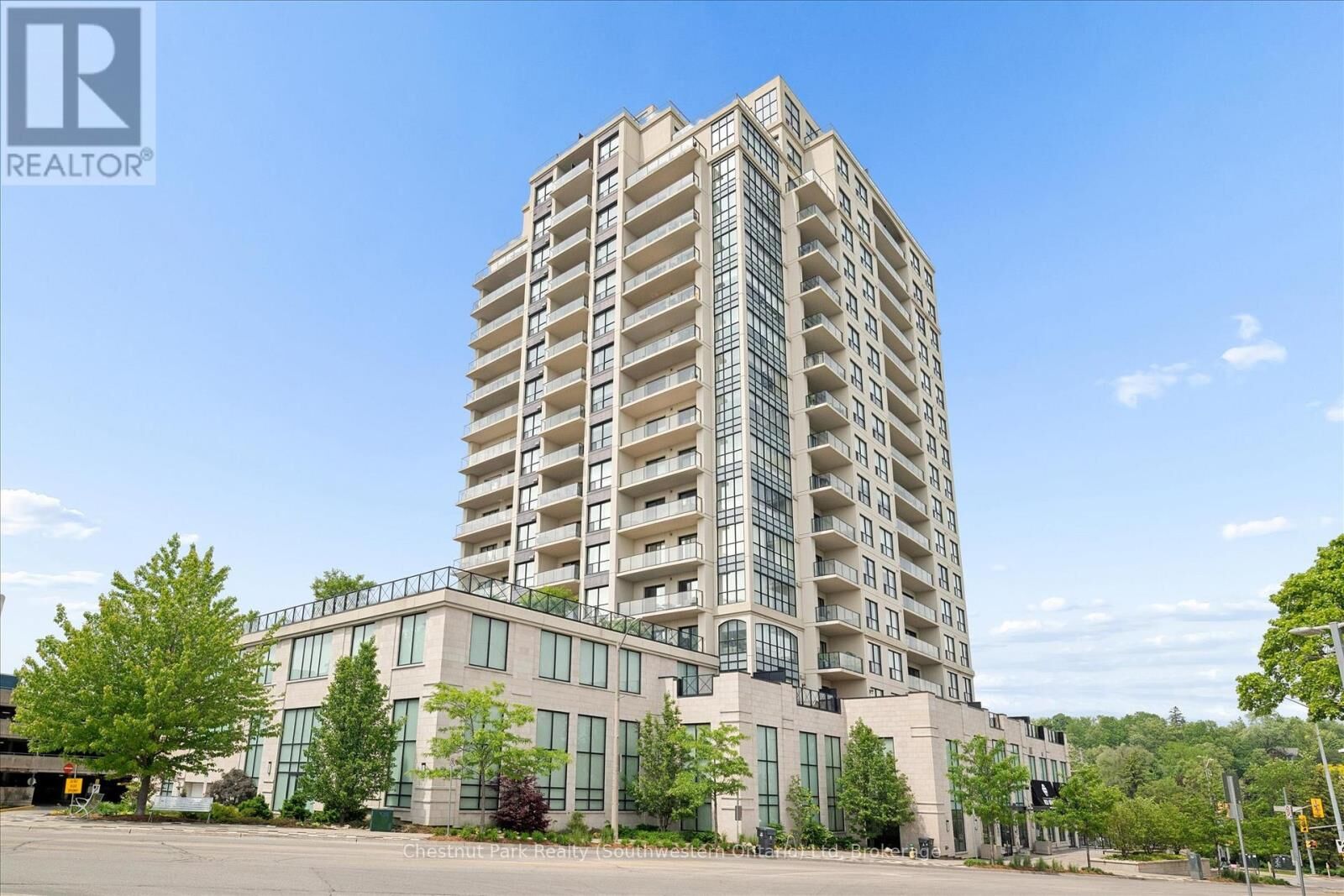 Property Photo:  160 Macdonell Street 405  ON N1H 0A9 