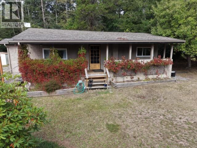 Property Photo:  3010 Oak Street  BC V0N 1W0 
