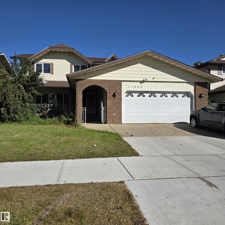 Property Photo:  11022 158 Avenue NW  AB T5X 4V4 