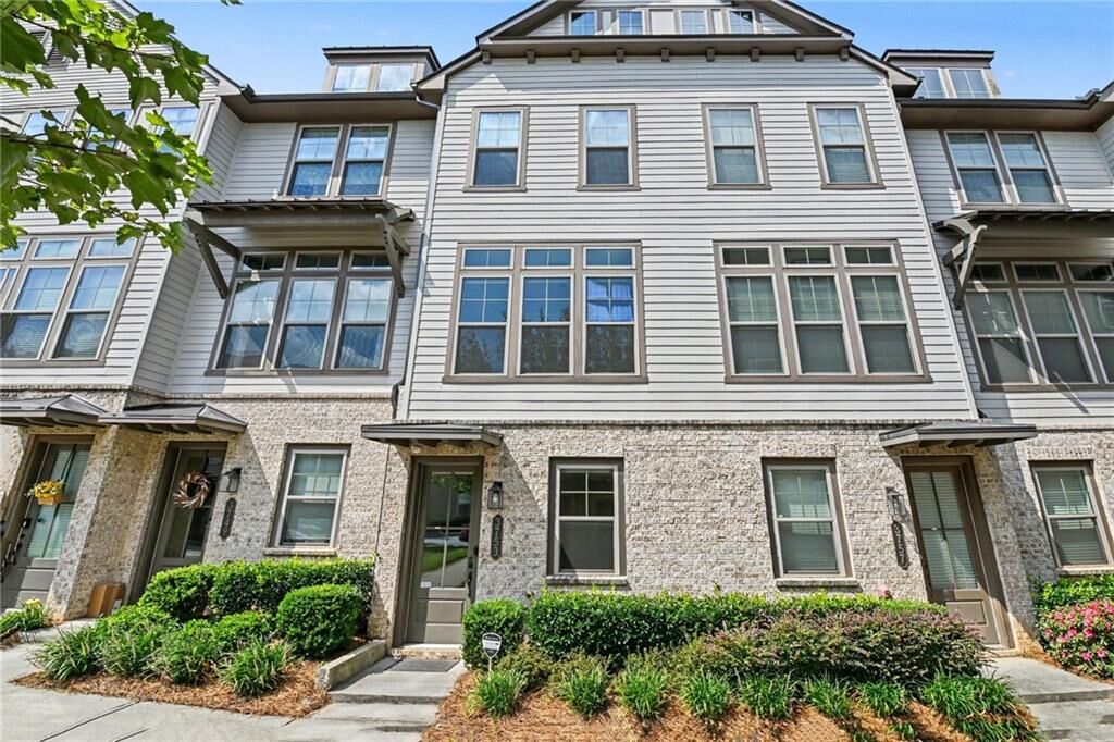 Property Photo: 3753 Allegretto Circle GA 30339