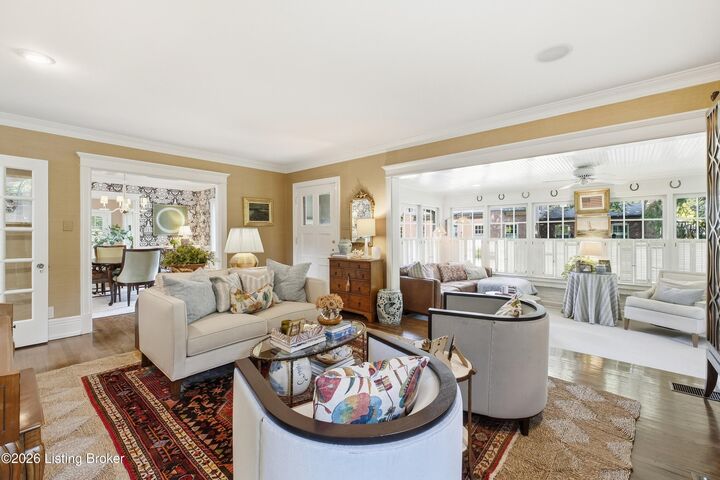 Property Photo: 2250 Rutherford Wynd KY 40205