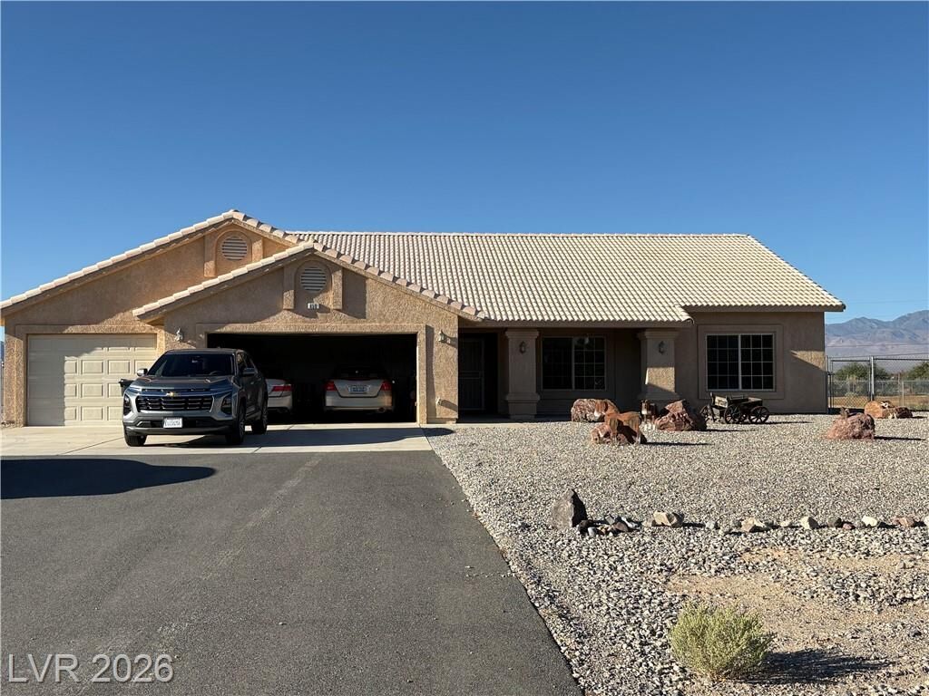 Property Photo:  850 West Calvada Boulevard  NV 89048 