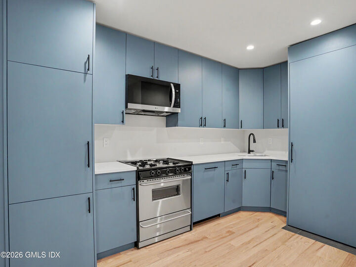 Property Photo: 18-20 Greenwich Avenue 3-2 CT 06830