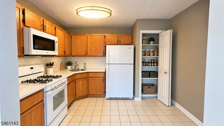 Property Photo: 29 Pembrook Ave NJ 08902
