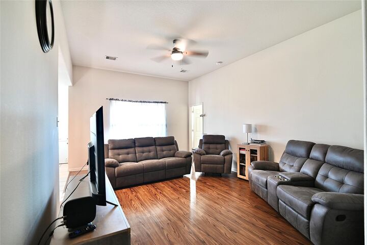 Property Photo:  6926 Chessgate Falls Ln  TX 77469 