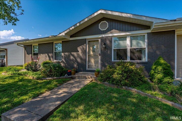 Property Photo:  518 Gun Powder Lane  IN 47711 