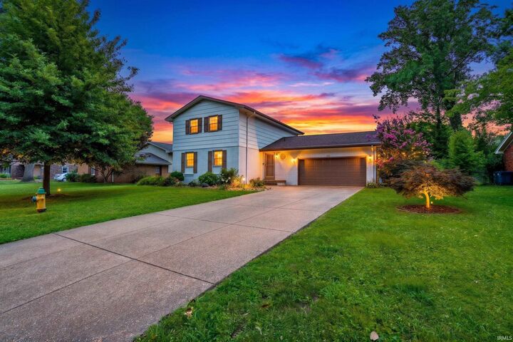 Property Photo: 208 Camden Court IN 47715