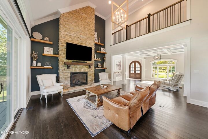 Property Photo:  404 Stone Villa Lane  TN 37934 