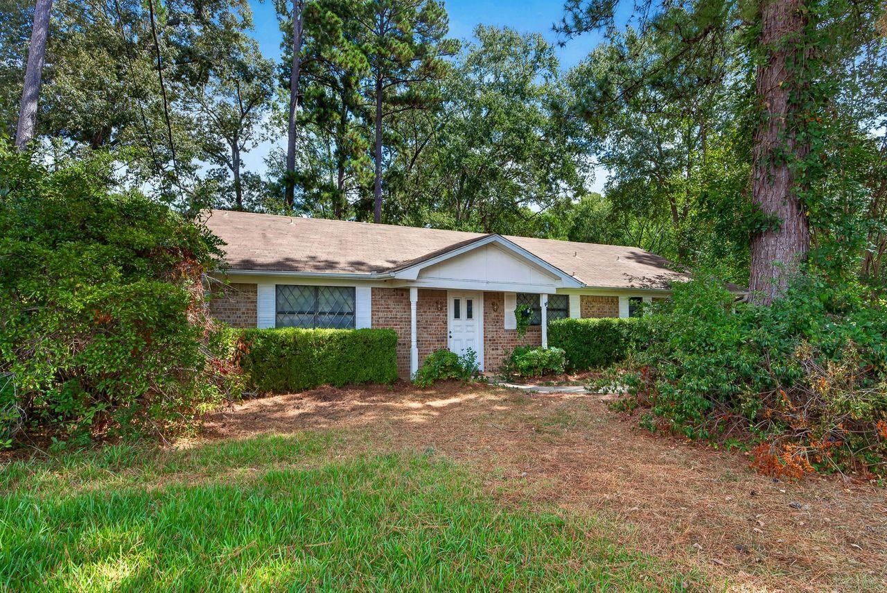 Property Photo: 106 Quail Dr TX 75672