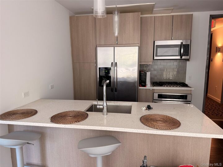 Property Photo: 250 S Central Park Avenue 2F NY 10530