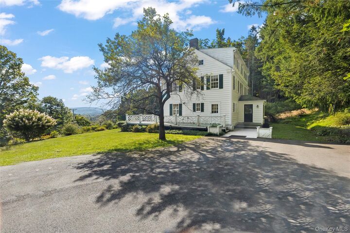 Property Photo:  81 Tinker Hill Road  NY 12567 