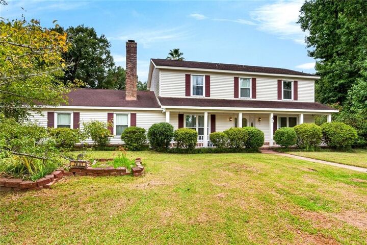 Property Photo: 7461 Creekwood Drive AL 36695