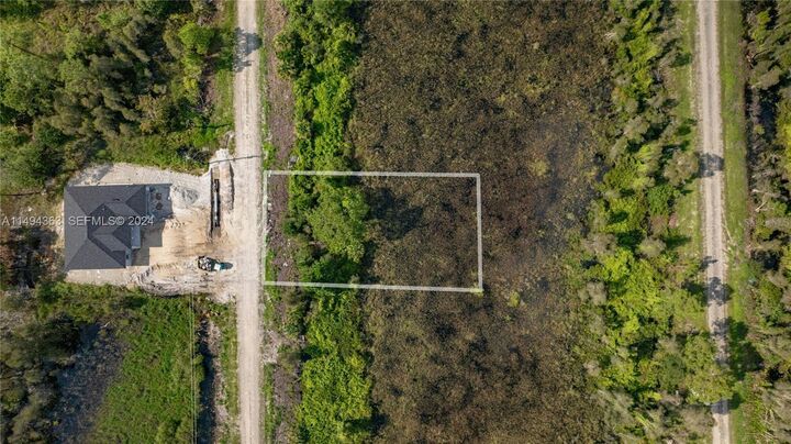 Property Photo:  Belden Ave  FL 33974 