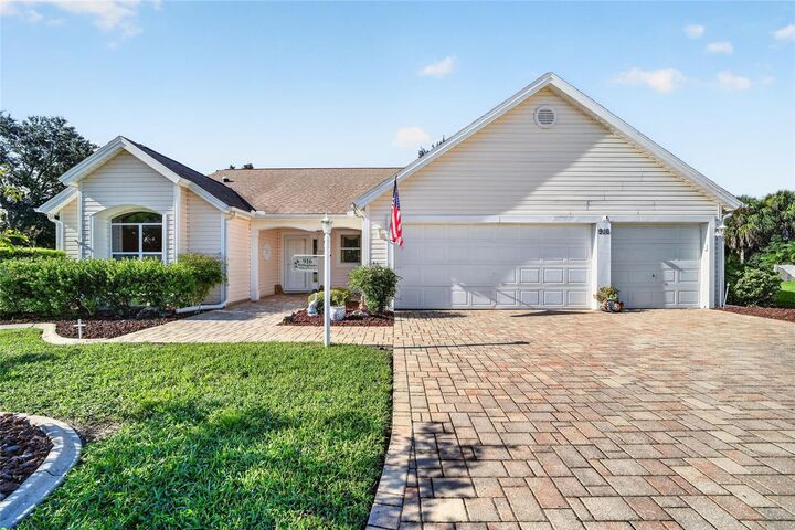 Property Photo:  916 Ramos Drive  FL 32159 