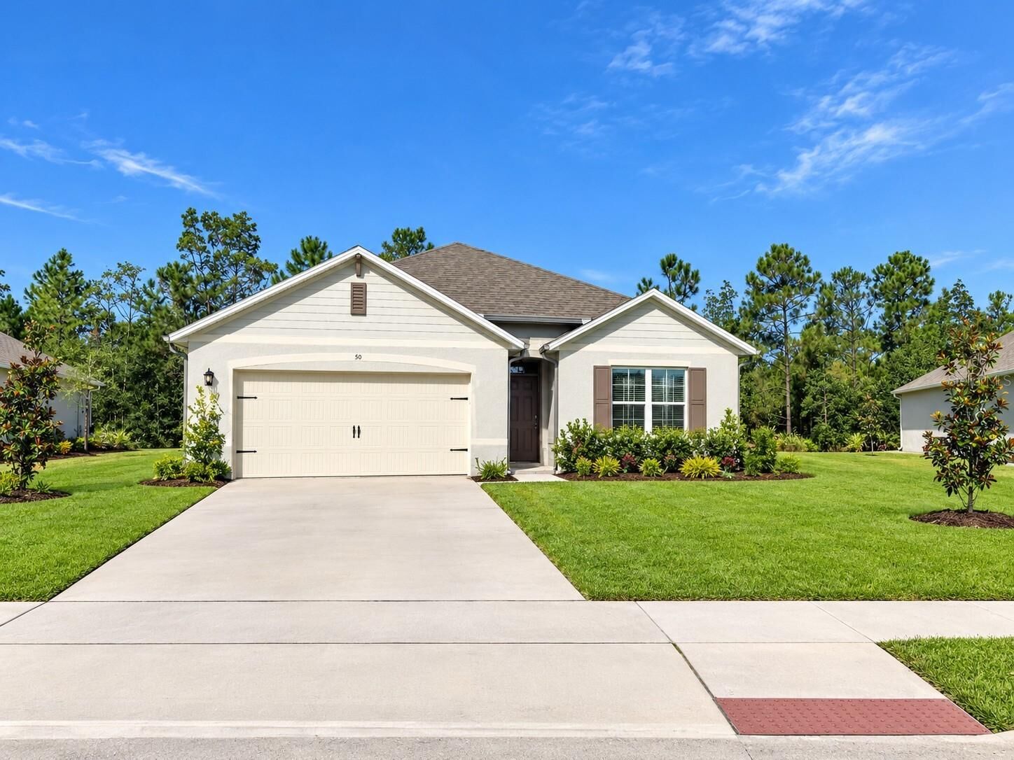 Property Photo: 50 Caballero Court FL 32174