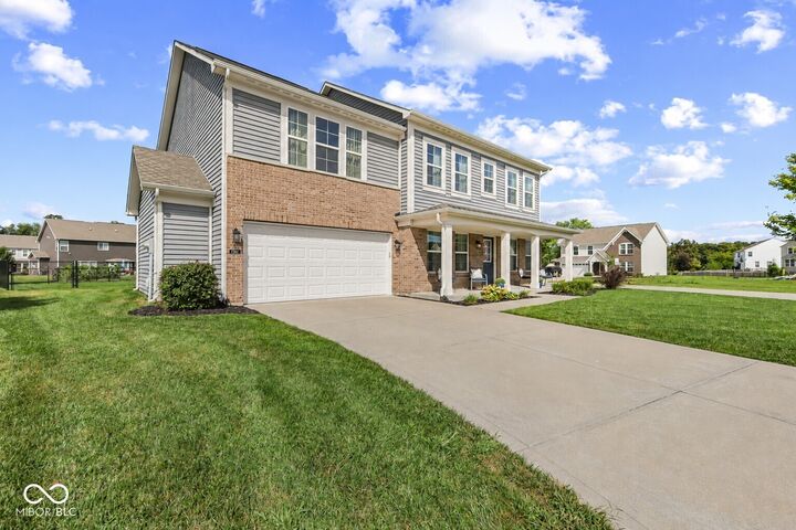 Property Photo: 1304 Glen Canyon Drive IN 46143