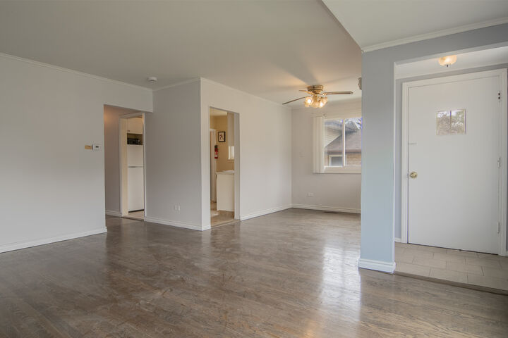 Property Photo:  14537 University Avenue  IL 60419 