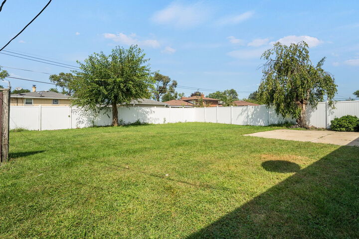 Property Photo: 2308 185th Street IL 60438
