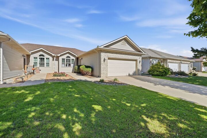 Property Photo:  1419 Coral Bell Drive  IL 60435 