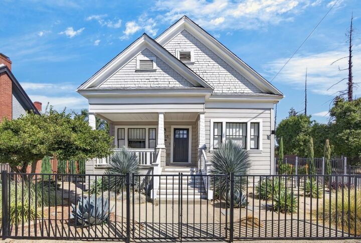 Property Photo:  3055 5th Avenue  CA 95817 