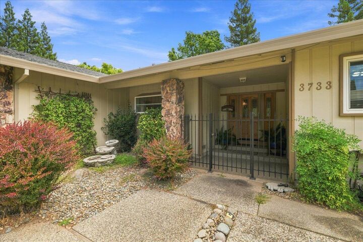 Property Photo: 3733 Grazing Lane CA 95650