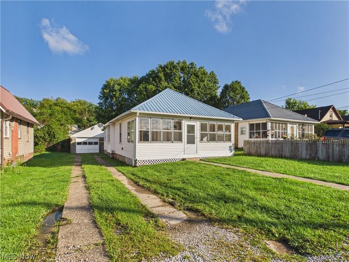 Property Photo:  712 Olive Street  WV 26101 